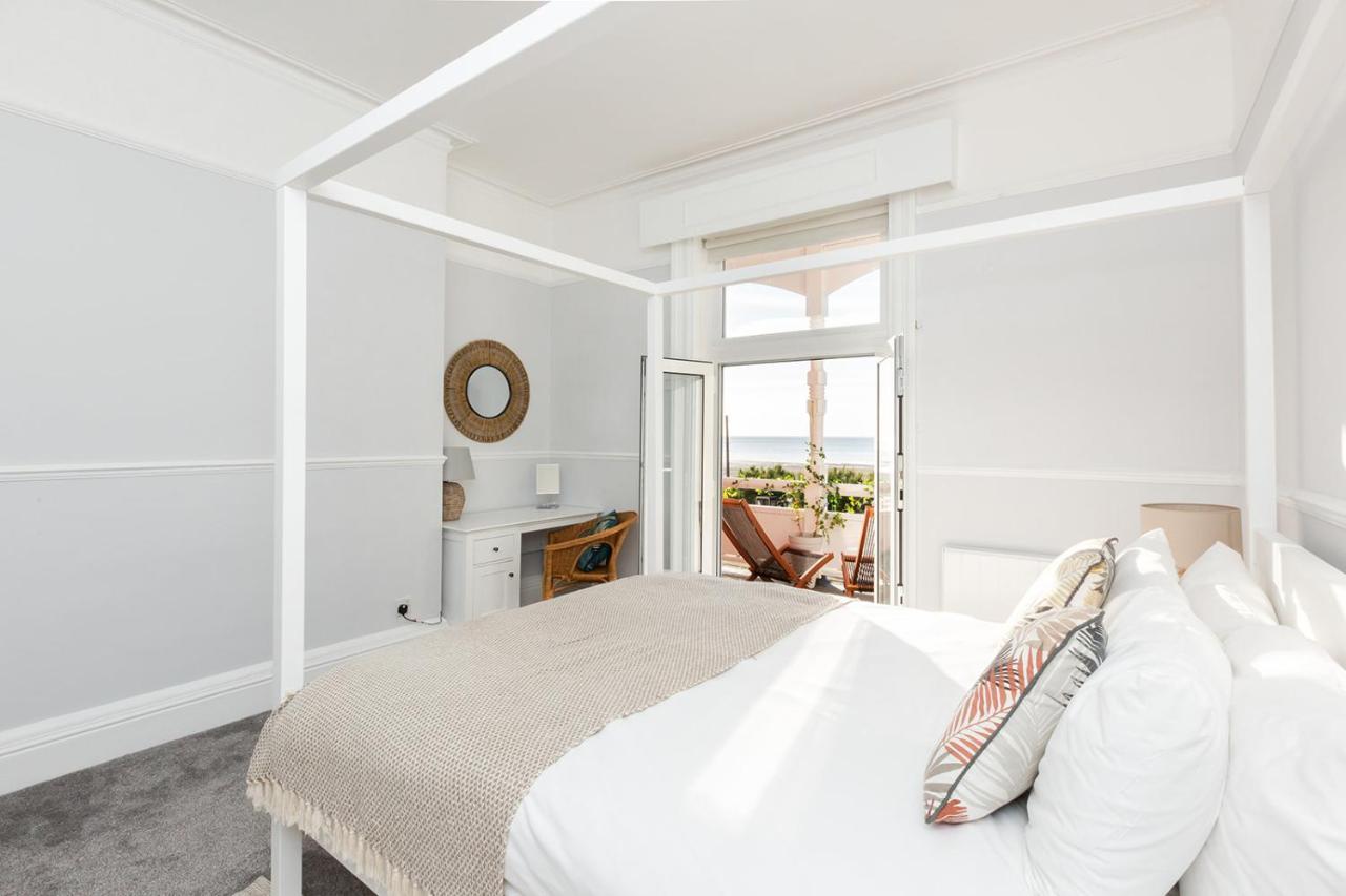 A View Of The Bay- Panoramic Sea Views- Sleeps 4 Apartamento Westgate-on-Sea Exterior foto